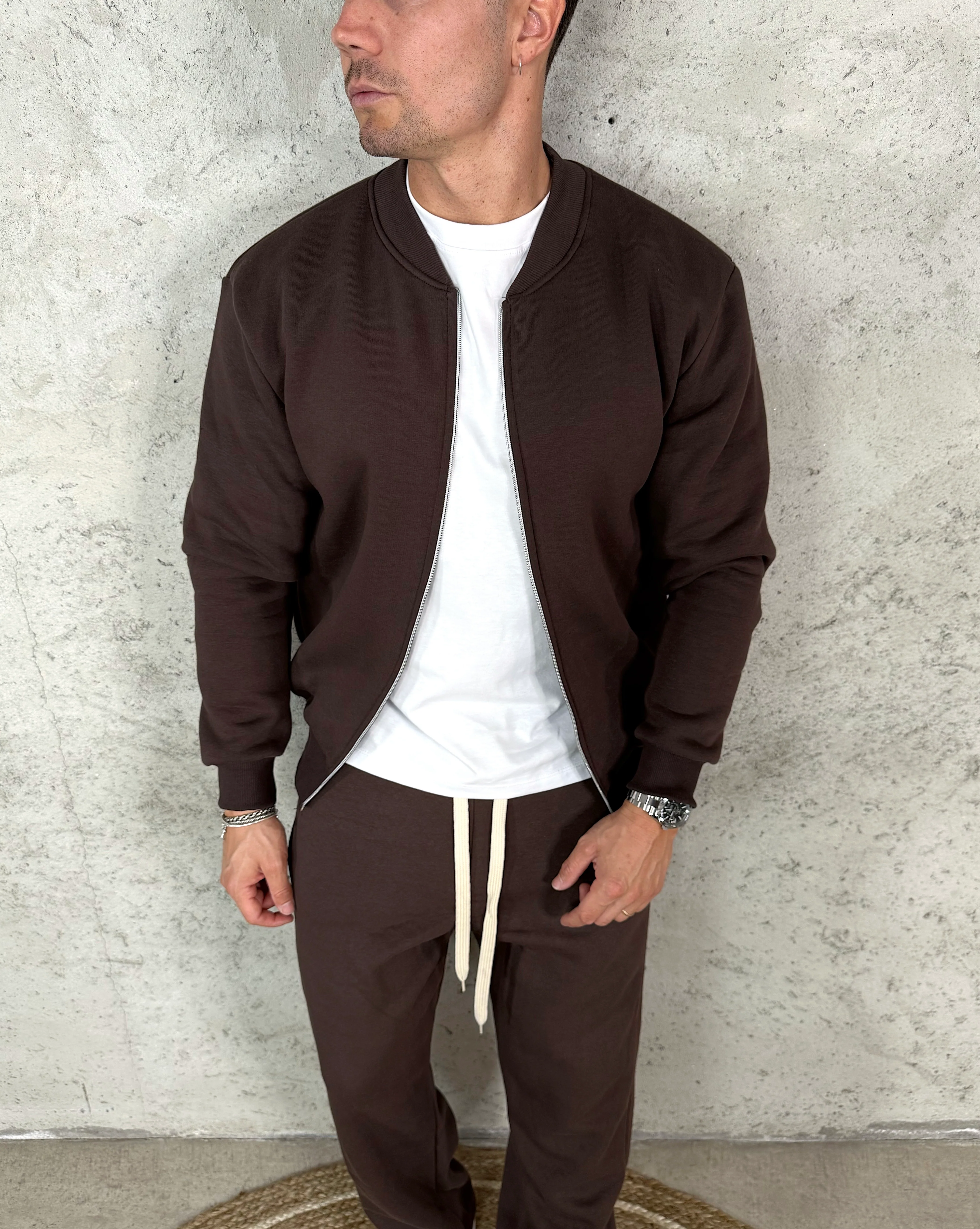 College Hoodie - Image 4